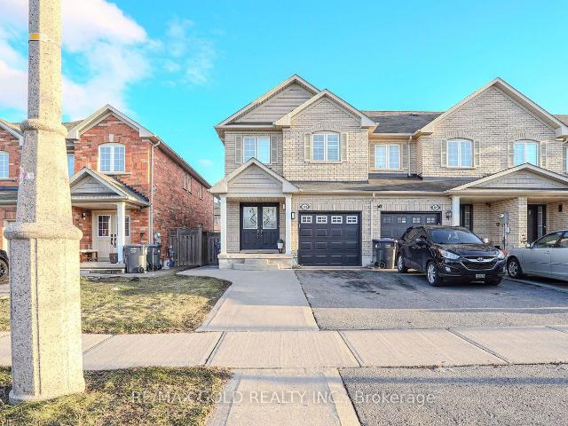 Townhouse for sale in Woburn, Ontario