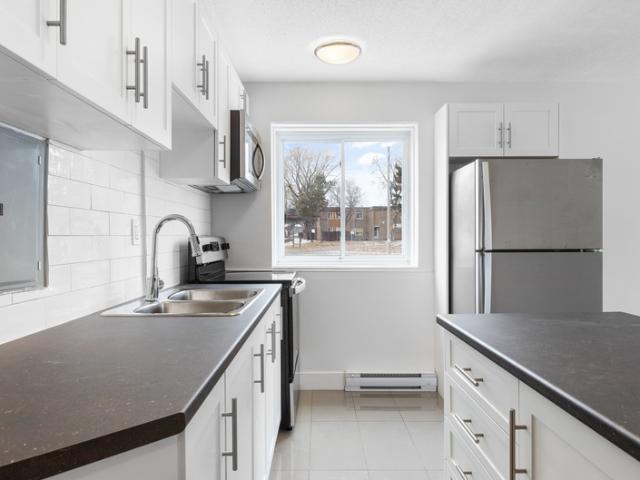 Apartment for rent in Mulhurst Bay, Ontario