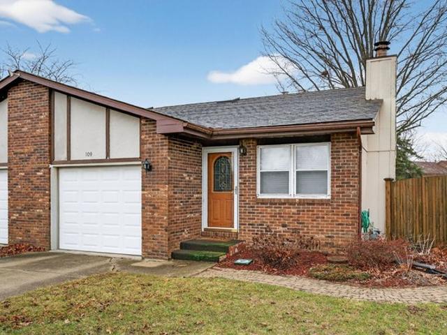 Townhouse for sale in Morris, Illinois