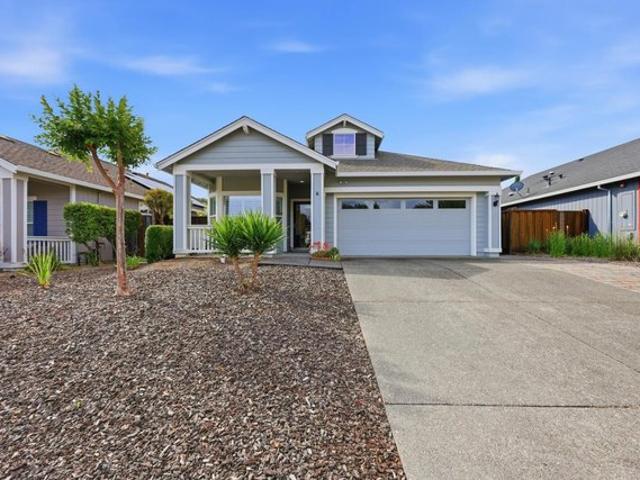 House for sale in Cloverdale, California