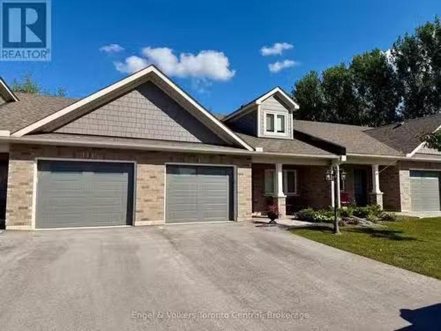 Condo for sale in Grey, Ontario