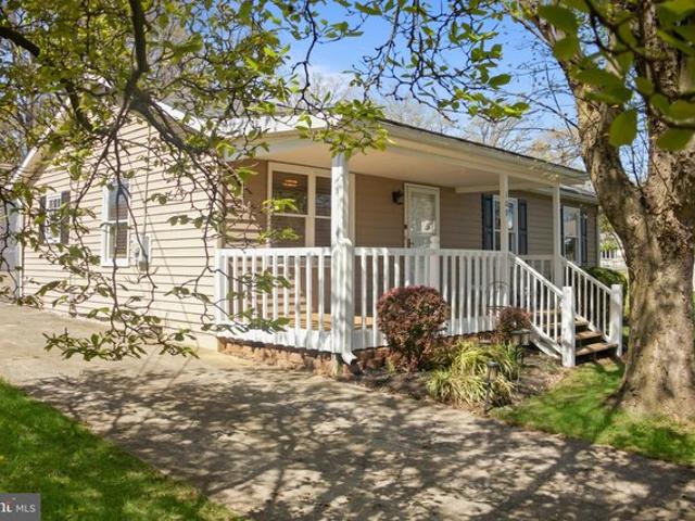 House for sale in Kearneysville, West Virginia