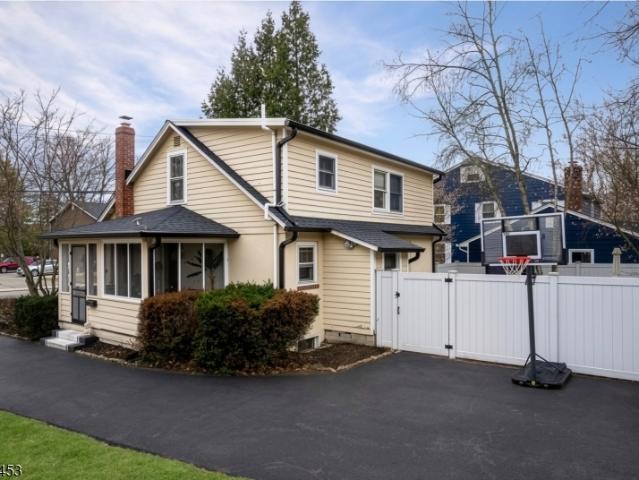 House for sale in Hackettstown, New Jersey