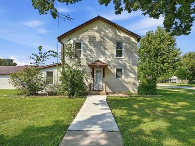 House for sale in Minooka, Illinois