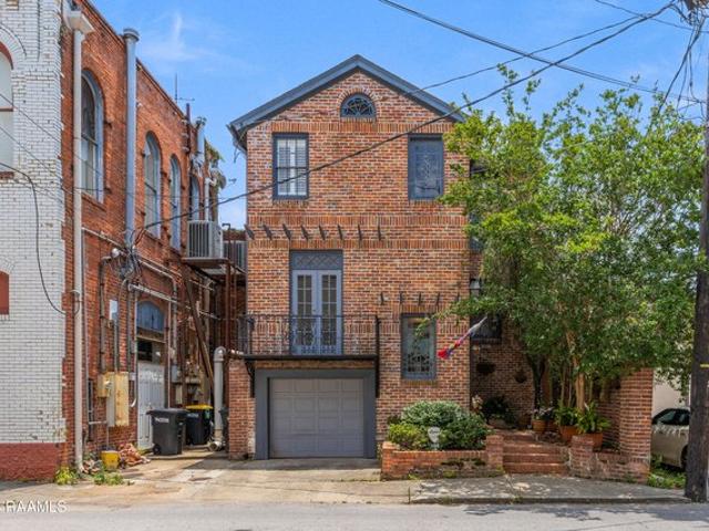 Townhouse for sale in Iberia, Louisiana