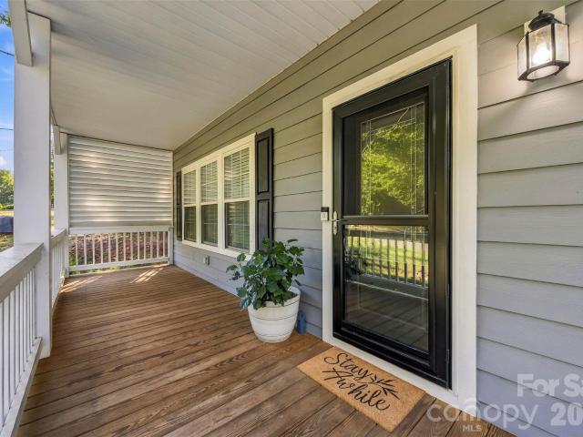 House for sale in Mooresville, Iredell County