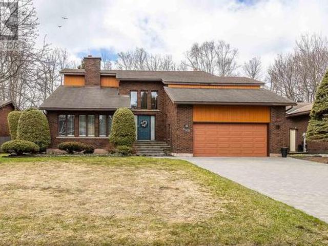 House for sale in Sault Sainte Marie, Ontario