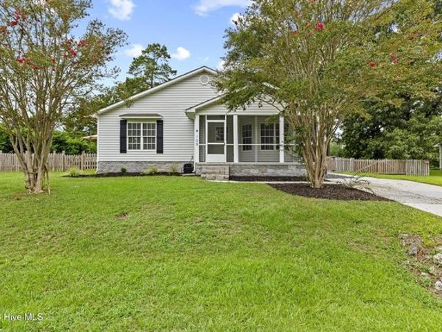 House for sale in Swansboro, Onslow County