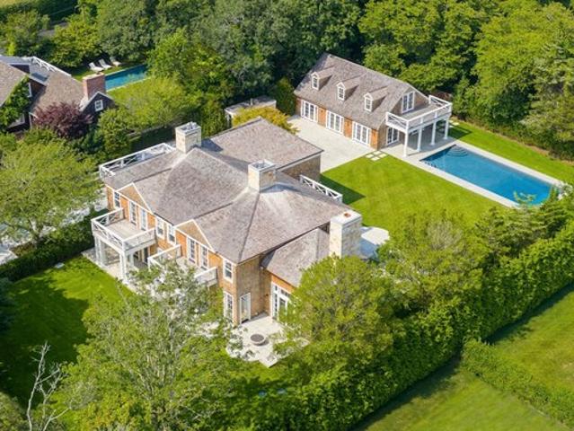 House for sale in Wainscott, New York