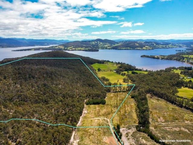 Land for sale in Gardners Bay, Tasmania