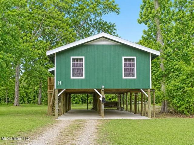House for sale in Lucedale, Mississippi