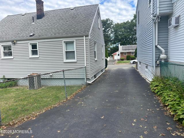 House for sale in Avenel, New Jersey
