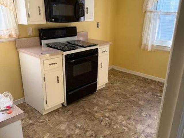 House for sale in Avenel, New Jersey