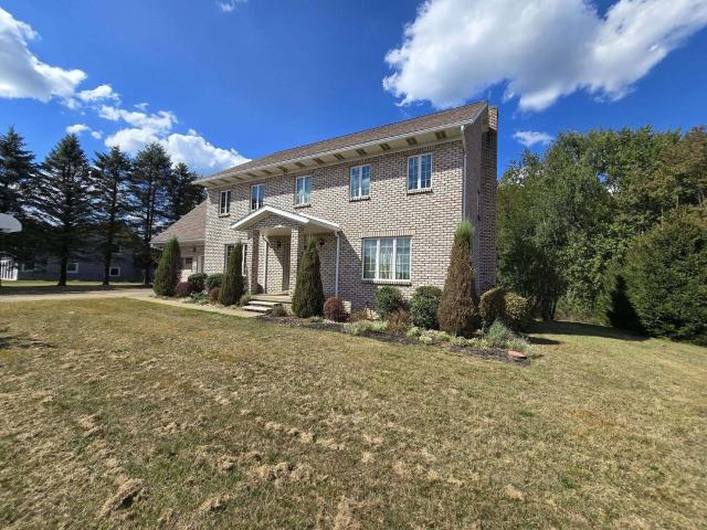 House for sale in Walston, Pennsylvania