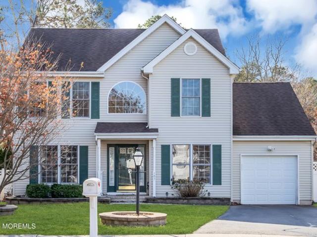 House for sale in Manahawkin, New Jersey