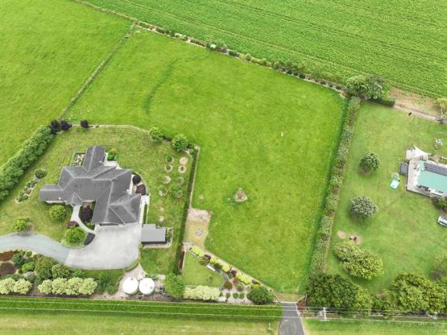 House for sale in Waiuku