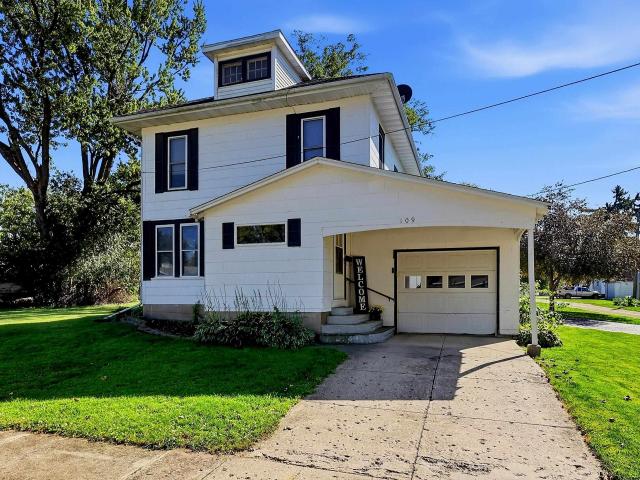 House for sale in Warren, Jo Daviess County