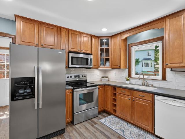 House for sale in Silvercrest, Cary