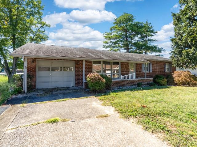 House for sale in Carterville, Williamson County
