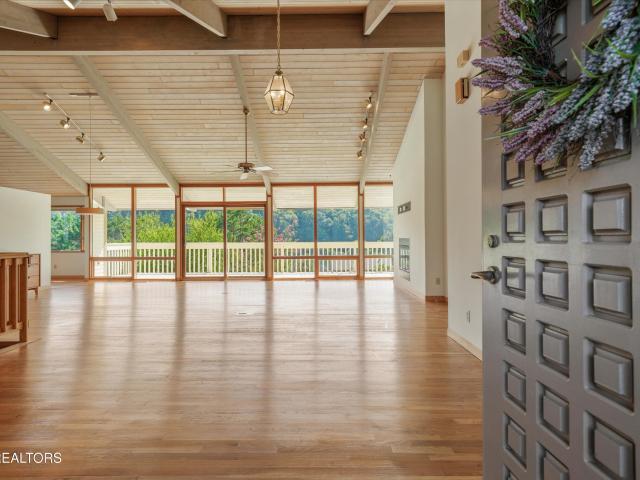 House for sale in Mariner Point, Clinton