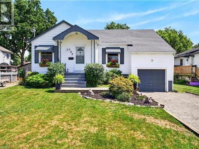 House for sale in Niagara, Ontario