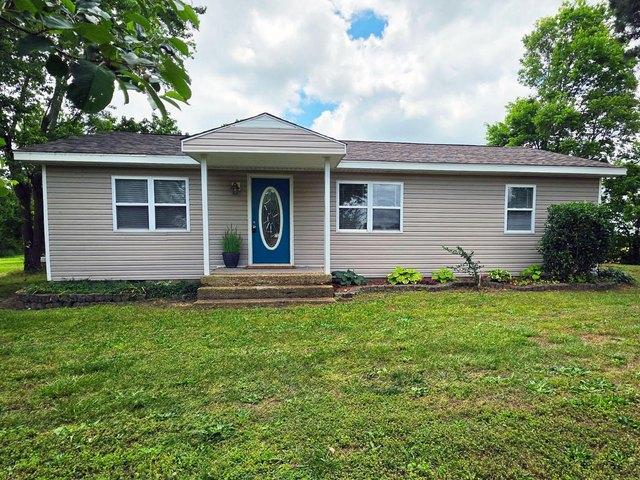 House for sale in Koshkonong, Missouri