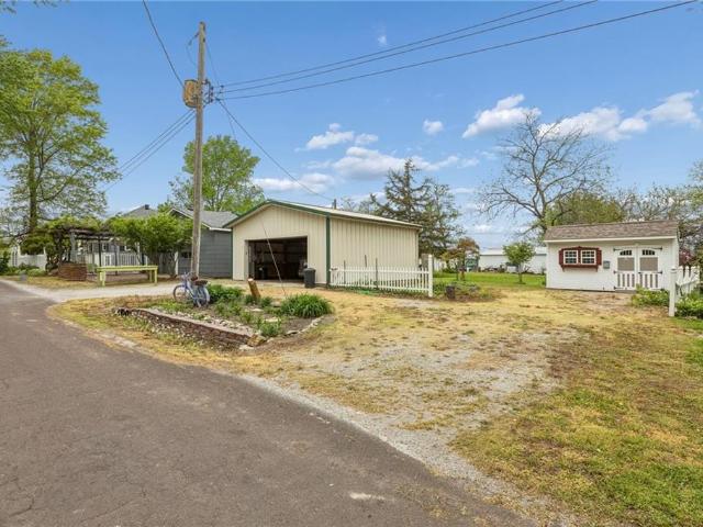 House for sale in Lathrop, Missouri
