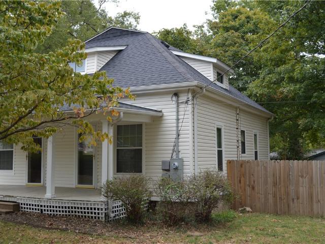 House for sale in Prairie Grove, Washington County