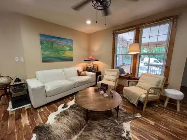 Condo for rent in Harpers Ferry