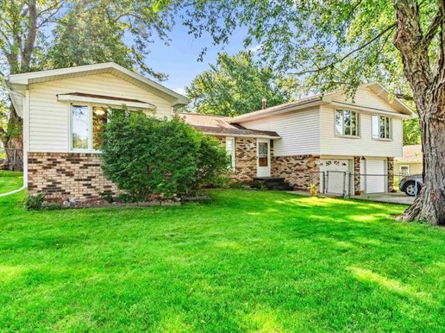 House for sale in Elmwood, Illinois
