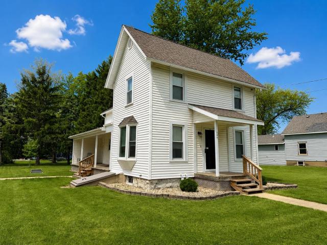 House for sale in Milledgeville, Illinois