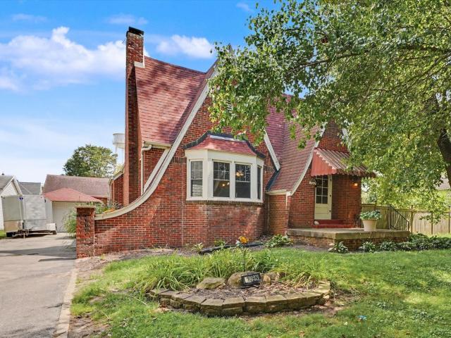 House for sale in Douglas, Illinois