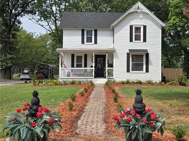 House for sale in Girard, Crawford County