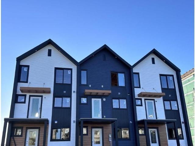 Townhouse for sale in Saint Albert, Alberta