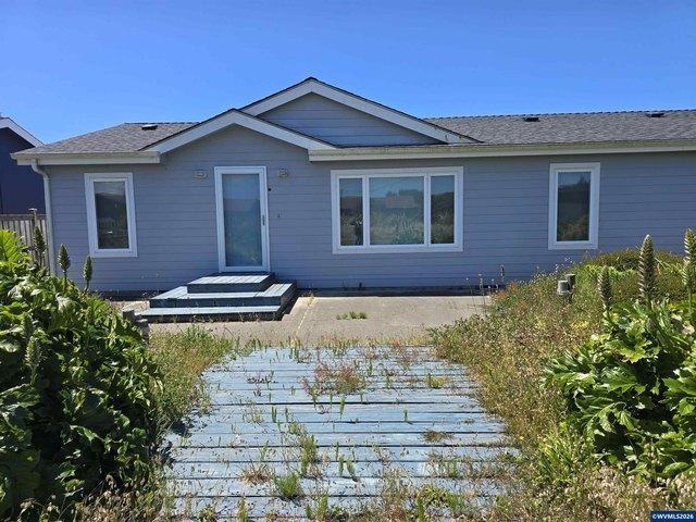 House for sale in Oregonia