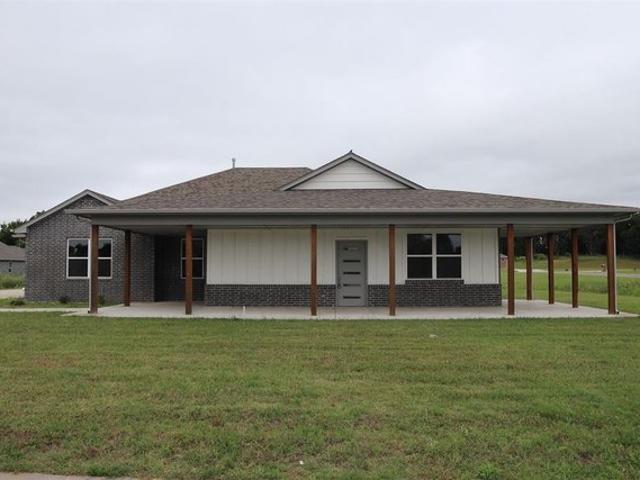 House for sale in Jones, Oklahoma