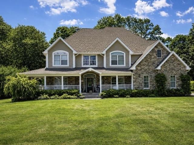 House for sale in East Hanover, New Jersey