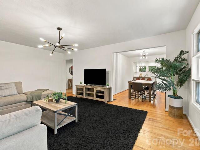 House for sale in Oak Forest, Asheville