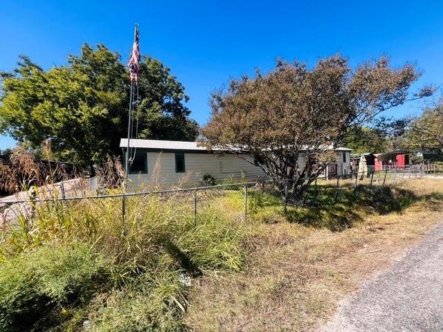 House for sale in Lavon Lake Lodges, Wylie