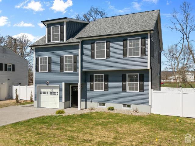 House for sale in Dunellen, New Jersey