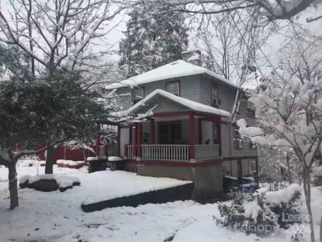 House for rent in Asheville