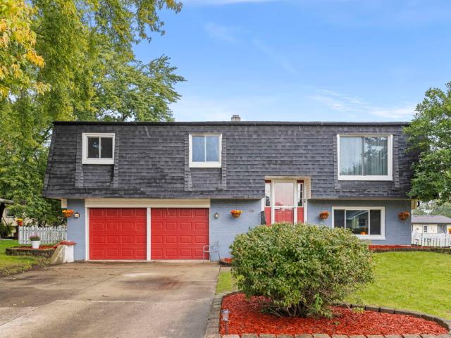 House for sale in Minooka, Grundy County