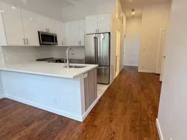 House for rent in Ridgewood House for rent in Ridgewood