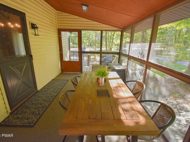 House for sale in Avoy, Lake Township