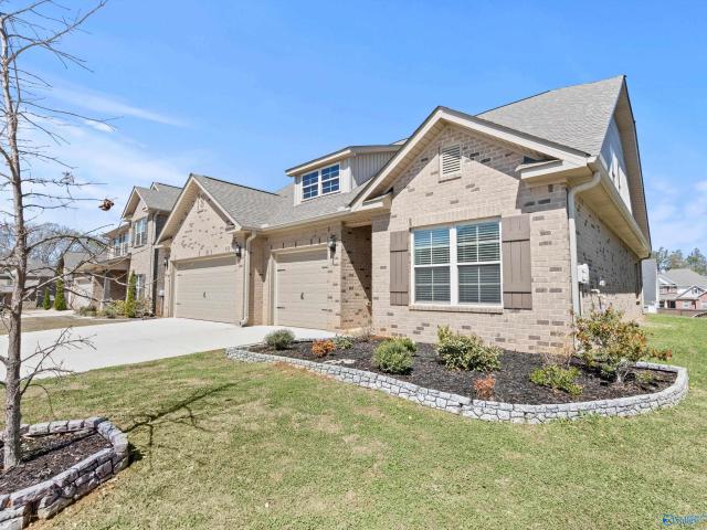 House for sale in New Market, Alabama