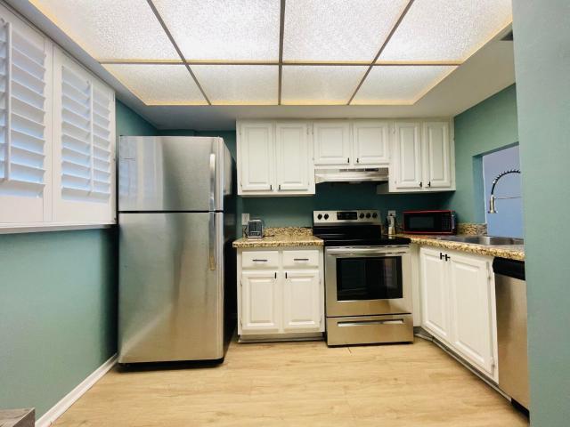 Condo for rent in Oakland Park, Florida