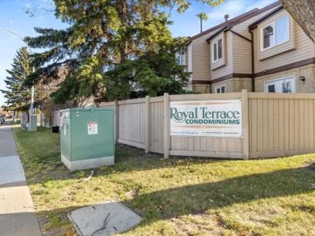 Townhouse for sale in Ermineskin, Edmonton