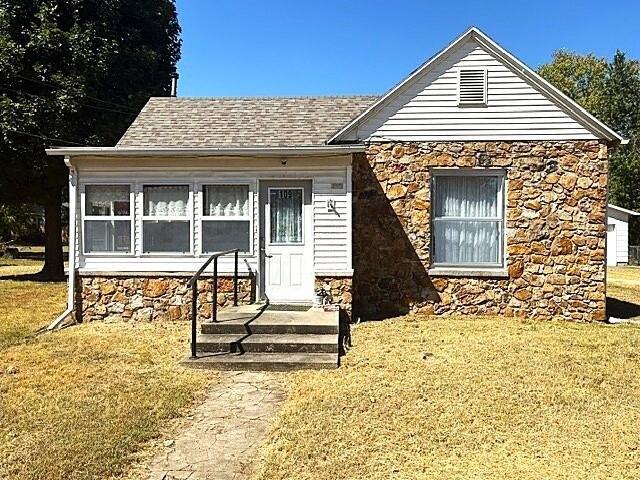 House for sale in Sarcoxie, Missouri