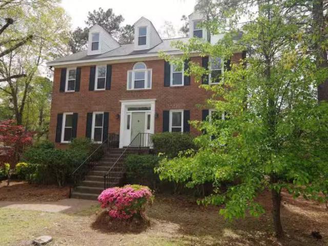 House for sale in Columbia