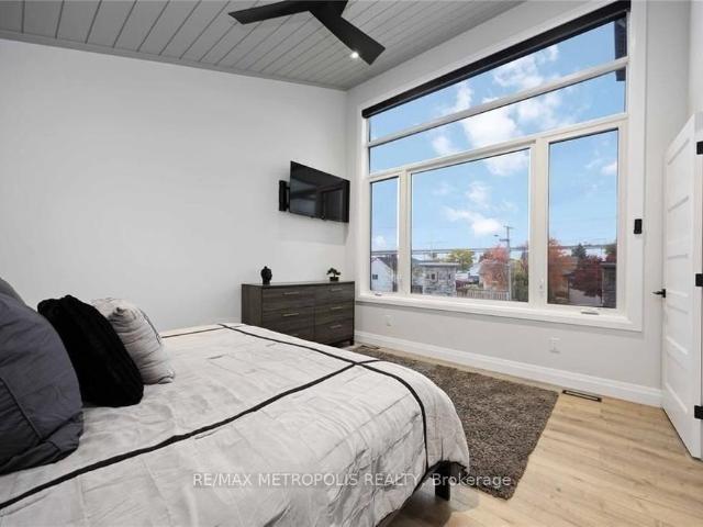 House for rent in Point Edward, Southwestern Ontario